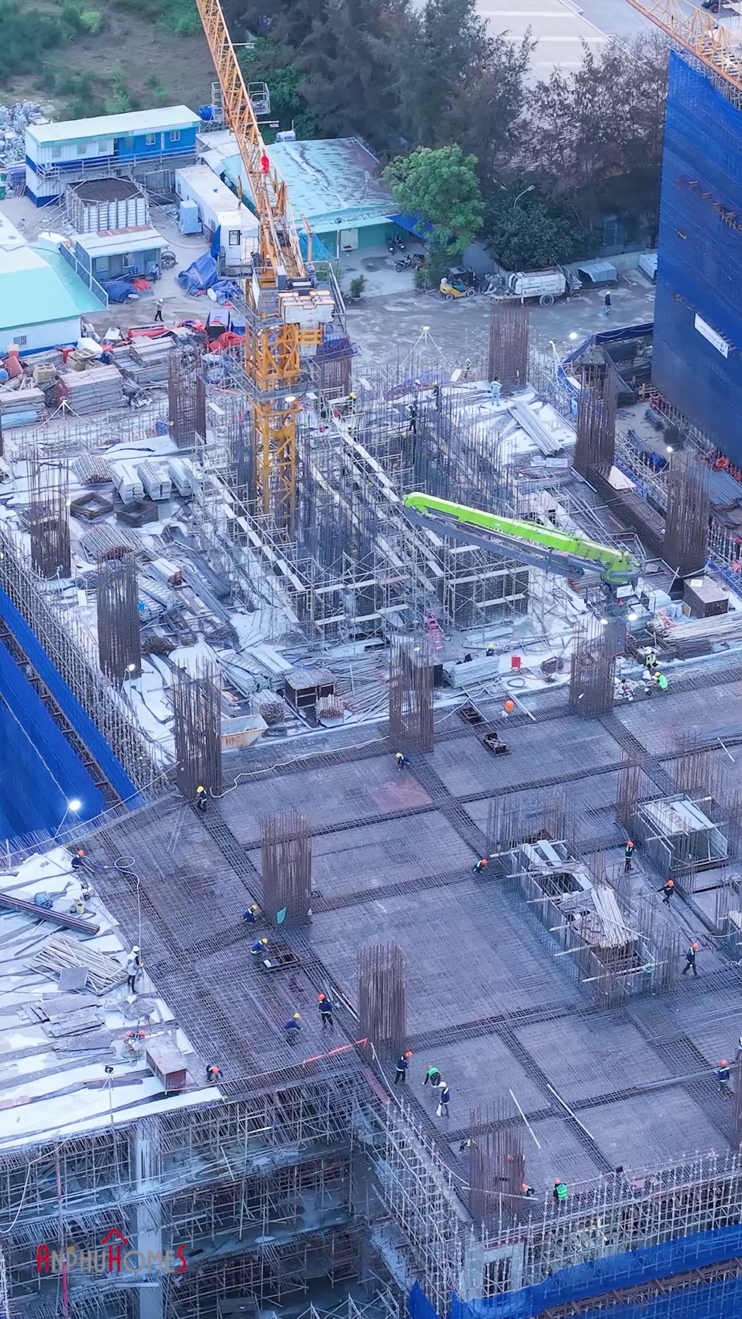 New Town Diamond construction 3