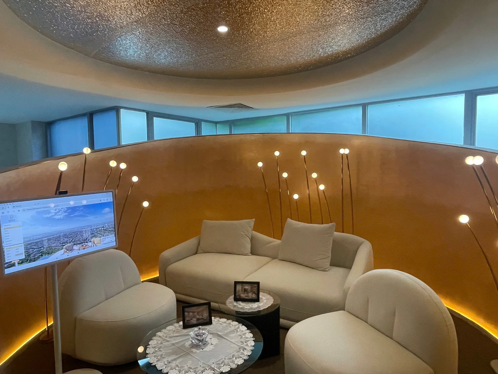 Rivea sales gallery 4