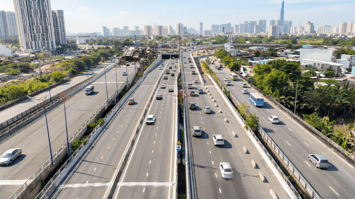 HCMC infrastructure reshuffle: the eastern districts emerge as the new core